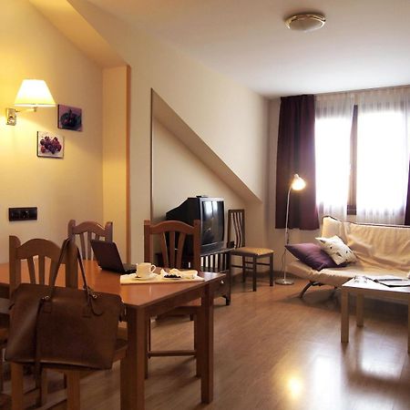 Hotel Y Apartamentos Arias 나비아 객실 사진