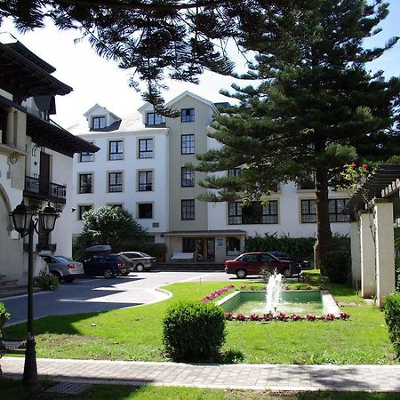 Hotel Y Apartamentos Arias 나비아 외부 사진