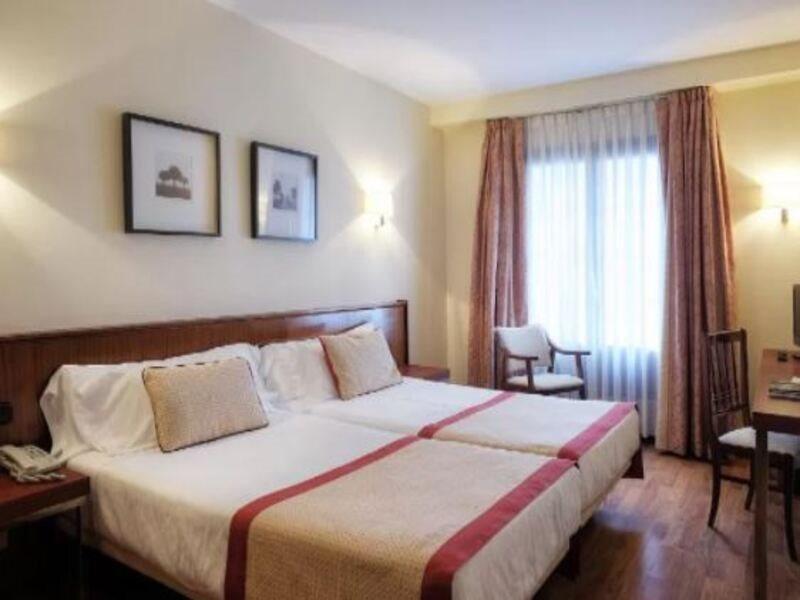 Hotel Y Apartamentos Arias 나비아 외부 사진