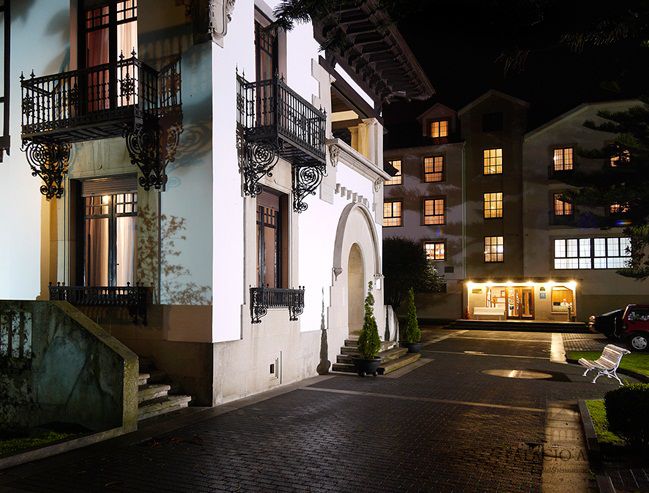 Hotel Y Apartamentos Arias 나비아 외부 사진