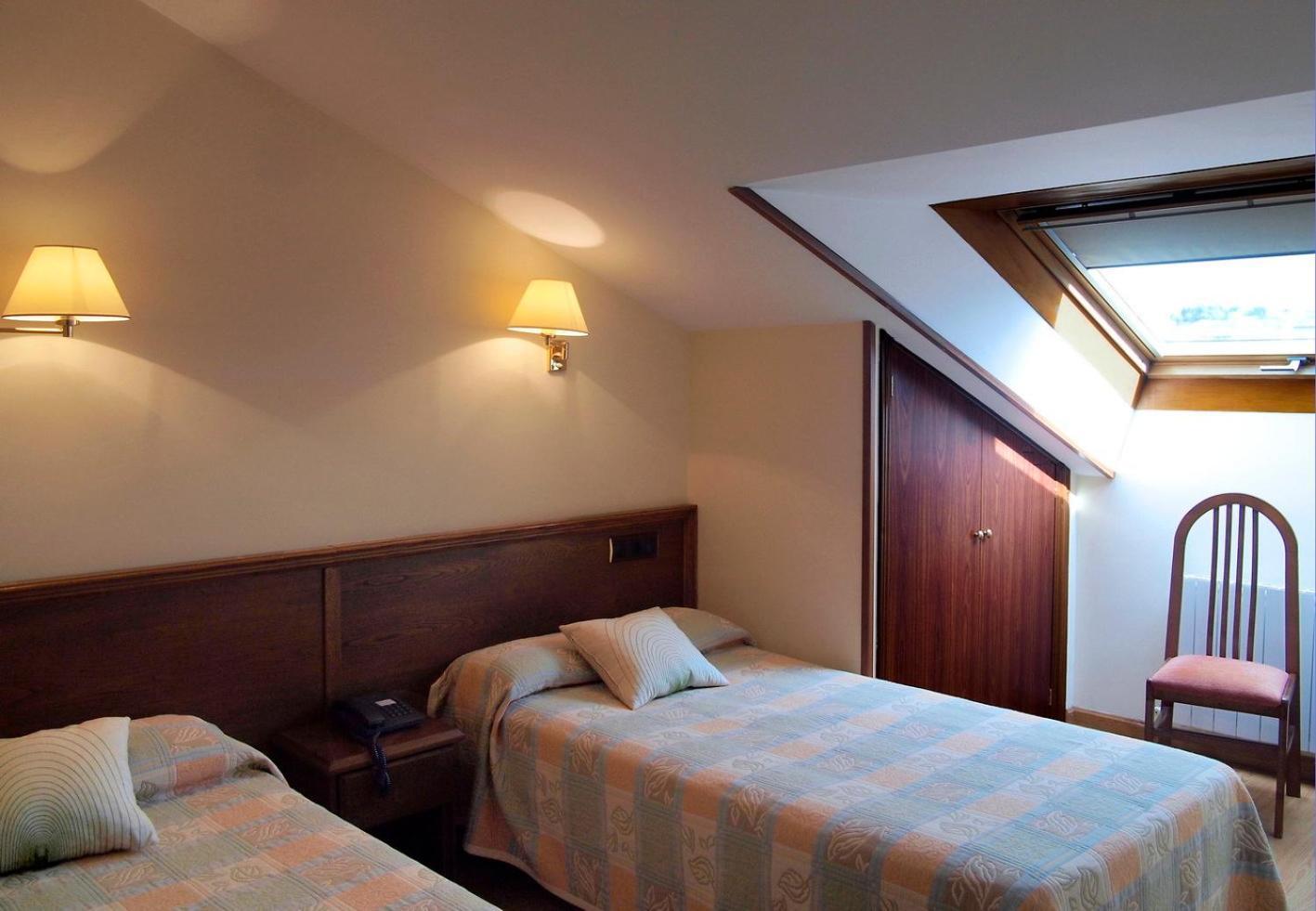 Hotel Y Apartamentos Arias 나비아 외부 사진
