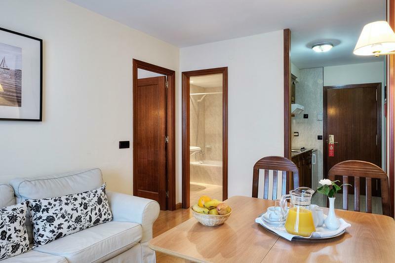 Hotel Y Apartamentos Arias 나비아 외부 사진