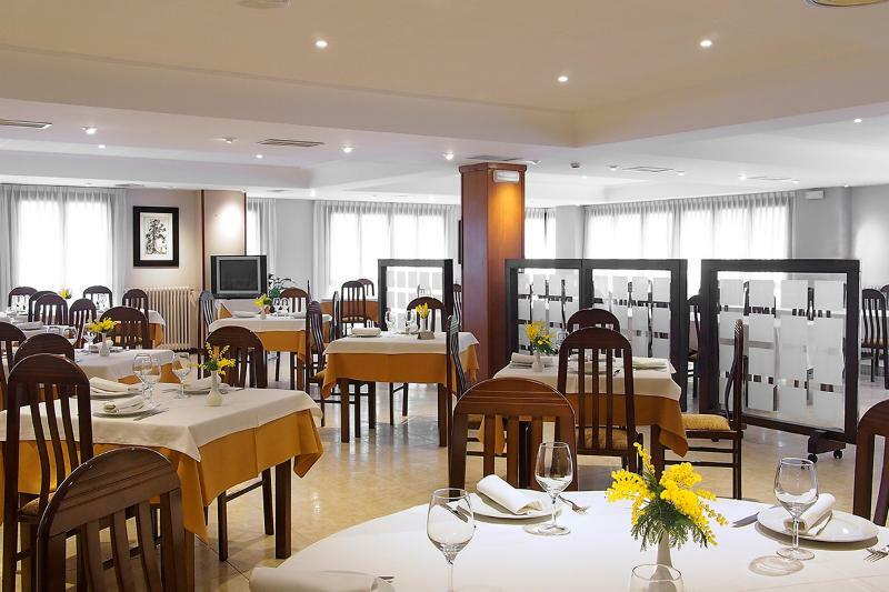 Hotel Y Apartamentos Arias 나비아 외부 사진